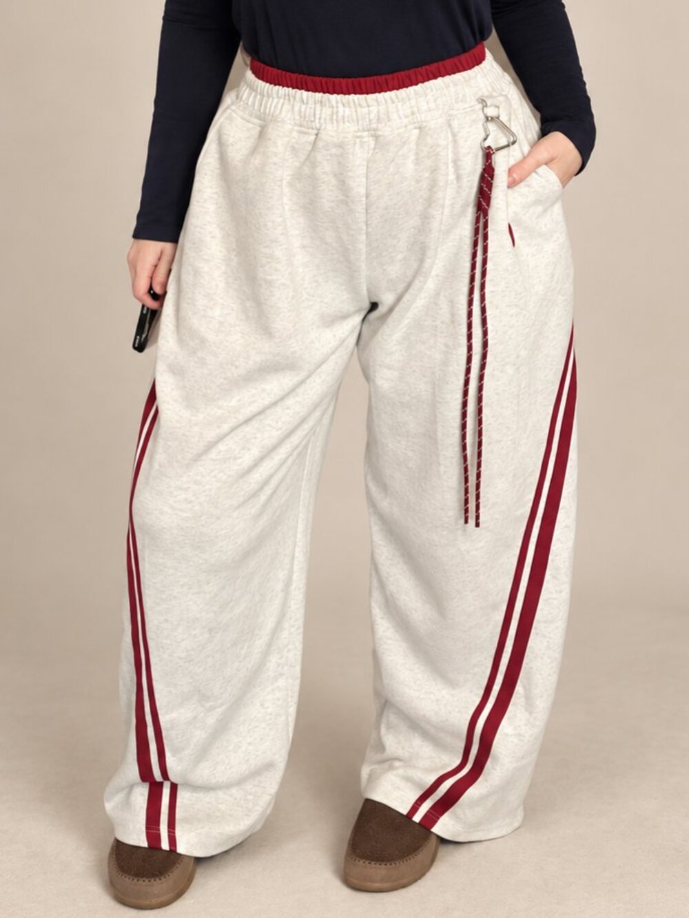 Aelfric Eden Baggy Barrel Sweatpants Red White XL NWT